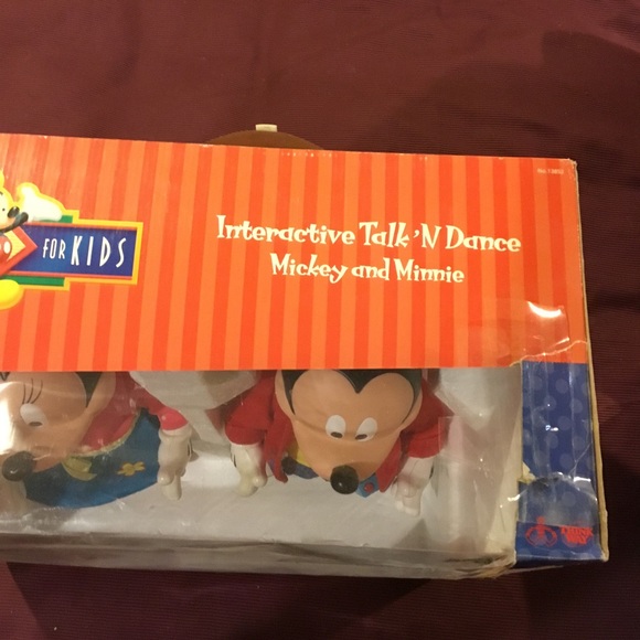 Disney Interactive Talk & Dance Mickey & Minnie, NIB, approx 15” figures, rare - Picture 6 of 7